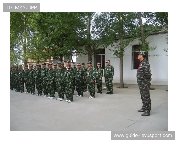 吉亚索夫训练日志更新,内容简洁却充满决心 吉亚索夫训练日志更新,内容简洁却充满决心